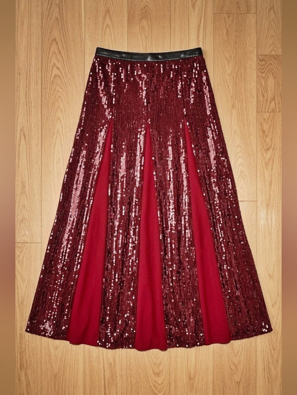 ❤️ Zara Campaign Collection Limited Edition Sequin Panel Midi Skirt, US Size S